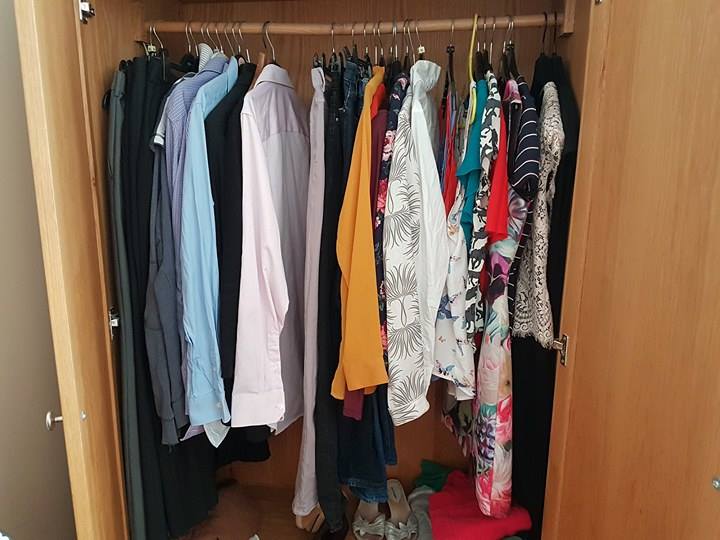 wardrobe de-clutter